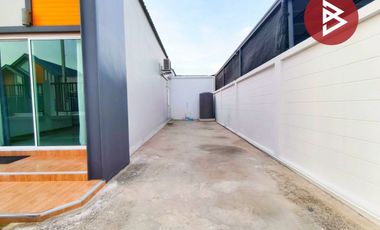 ขายบ้านแฝด หมู่บ้านนิรา​วิลล์​วิลเลจ​พลัส​ เศรษฐกิจ​-พันธุ​วงษ์​ สมุทรสาคร
