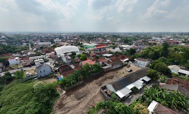 50 Meter Jl Damai Rumah 2 Lantai Type 120 Lokasi Strategis