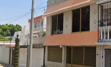 REMATE BANCARIO - CASA UBICADA EN OSA MAYOR #382