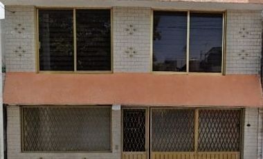 REMATE BANCARIO - CASA UBICADA EN OSA MAYOR #382