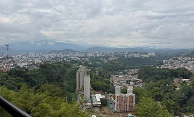 Extraordinario apartamento en el Edificio Palma. Avenida Sur. Pereira.