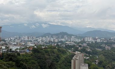 Extraordinario apartamento en el Edificio Palma. Avenida Sur. Pereira.