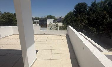 ✨🏡 Casa en Renta en Esquina – Parque Lima, Zona Azul 🏡✨