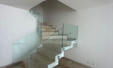 ✨🏡 Casa en Renta en Esquina – Parque Lima, Zona Azul 🏡✨