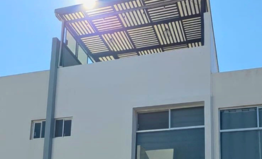 Casa en Renta en Cuautlancingo Puebla con 3 Recamaras y Roof Garden Techado en Residencial