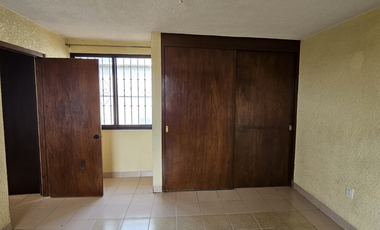 Excelente Oportunidad! Casa en Venta en Esquina Cuautla, Morelos Fracc. Volcanes. Ideal para habitar, invertir o remodelar a tu gusto