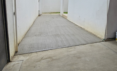 Excelente Oportunidad! Casa en Venta en Esquina Cuautla, Morelos Fracc. Volcanes. Ideal para habitar, invertir o remodelar a tu gusto