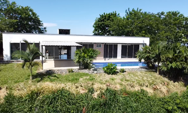VENTA CASA CAMPESTRE EN HACIENDA CARMELITA CERRITOS -  PEREIRA
