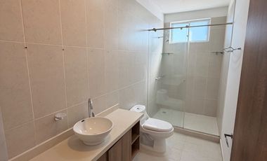 VENTA CASA CAMPESTRE EN HACIENDA CARMELITA CERRITOS -  PEREIRA