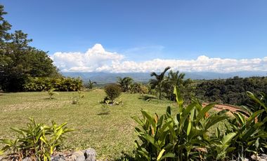 VENTA CASA CAMPESTRE EN HACIENDA CARMELITA CERRITOS -  PEREIRA