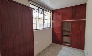 Alquiler de casa en el barrio Popular