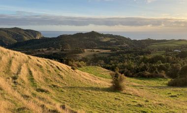 Campo en venta en Estaquilla con vistas privilegiadas al océano y conectividad excepcional