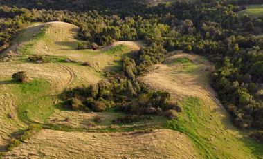 Campo en venta en Estaquilla con vistas privilegiadas al océano y conectividad excepcional