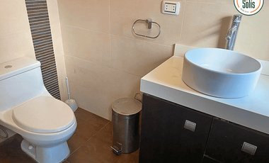 VENDO AMPLIA CASA EN BAÑOS DEL INCA, CAJAMARCA