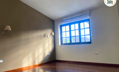 VENDO AMPLIA CASA EN BAÑOS DEL INCA, CAJAMARCA