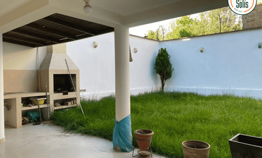VENDO AMPLIA CASA EN BAÑOS DEL INCA, CAJAMARCA