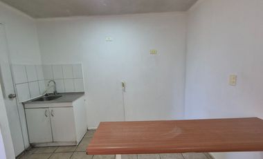 Lo Ovalle 926 La Cisterna arrienda 2 dormitorios
