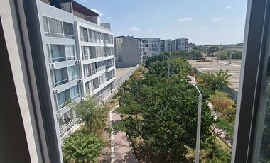 VENTA DEPA TOTALMENTE AMOBLADO Y EQUIPADO FRENTE A PARQUE