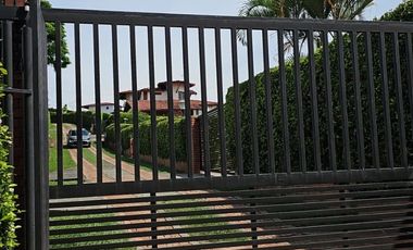 SE VENDE CASA DE LUJO EN QUINTAS DE SEVILLA 1 Y 2