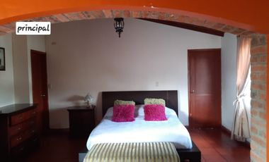 SE VENDE CASA DE LUJO EN QUINTAS DE SEVILLA 1 Y 2