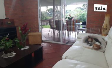 SE VENDE CASA DE LUJO EN QUINTAS DE SEVILLA 1 Y 2