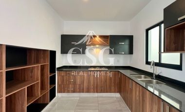 RESIDENCIA MODERNA CERCAS DE CITY CLUB VDA, COLIMA