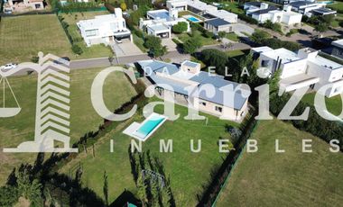 CASA EN VENTA EN BARRIO PRIVADO SIETE SOLES. CÓRDOBA