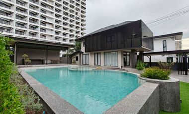 For rent poolvilla 1 km to Jomtien Beach 3 bedroom with office and maid room.