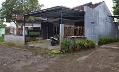 Rumah dijual di Kalasan Sleman, dekat RS Bhayangkara Yogya, Lt 228m2