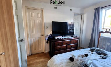 Casa 3D2B, suite, estar, patio techado. Gran luz y conectividad. Pasaje seguro.