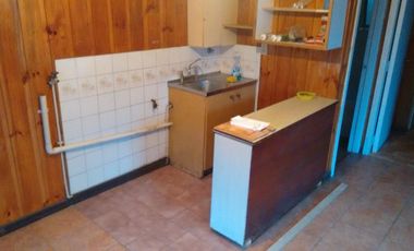 Cabaña 1D con bodega y estacionamiento. Ubicación privilegiada.