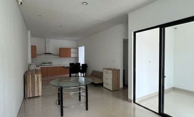 Y. R. DISEWAKAN RUMAH FURNISH SUMMARECON BANDUNG CLUSTER FLORA FURNISH SUDAH RENOVASI