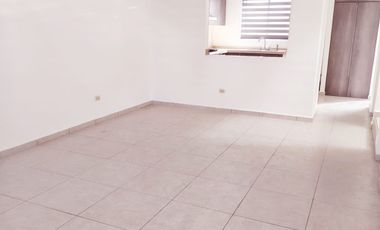 Casa en Renta en Misión de Santa Catarina