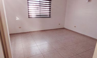 Casa en Renta en Misión de Santa Catarina