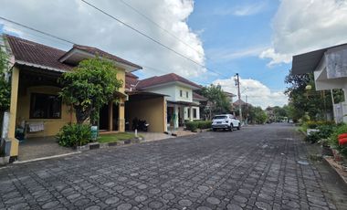 DALAM PERUMAHAN DI JL GODEAN KM 7, SIDOARUM, SLEMAN