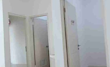 Dijual dan disewakan rumah full bangunan 1 lantai Citra Garden, carport 2 mobil