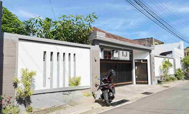 Rumah Mewah 565m² Nyaman Dalam Kota Solo