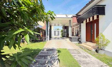 Rumah Mewah 565m² Nyaman Dalam Kota Solo