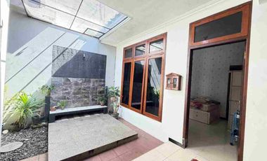Rumah Mewah 565m² Nyaman Dalam Kota Solo