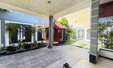 Rumah Mewah 565m² Nyaman Dalam Kota Solo