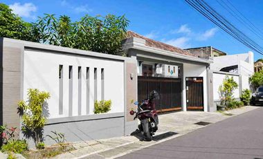Rumah Mewah 565m² Nyaman Dalam Kota Solo