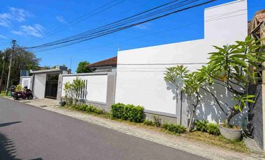 Rumah Mewah 565m² Nyaman Dalam Kota Solo