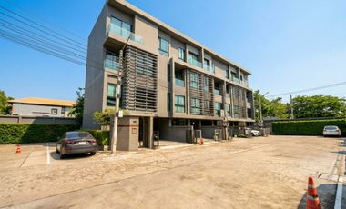 Prime Location for Business & Living: Arco Home Office Ekamai-Ramintra (Behind CDC)