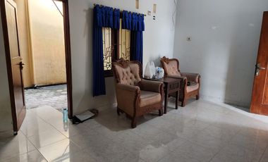 Disewakan rumah nyaman di dalam cluster