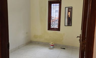 Disewakan rumah nyaman di dalam cluster