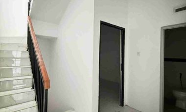 Rumah 700 jutaan dalam cluster jakarta selatan jagakarsa