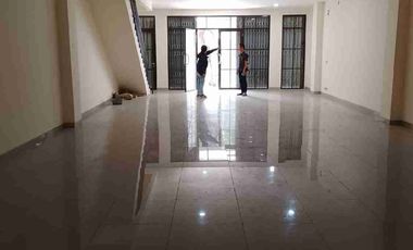 SEWA Ruko 3 Lantai Pinggir Jalan Raya Satrio Kuningan