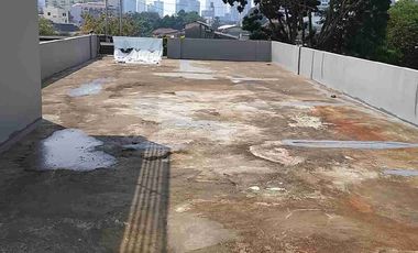 SEWA Ruko 3 Lantai Pinggir Jalan Raya Satrio Kuningan