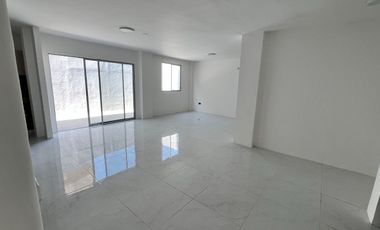 Casa Esquinera Nueva por Estrenar en Málaga I — ¡Tu Próximo Hogar Te Espera!