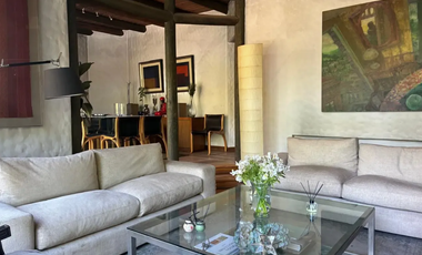 Amplia y Acogedora Casa a la venta Gran jardín y quincho El Arrayán Lo Barnechea